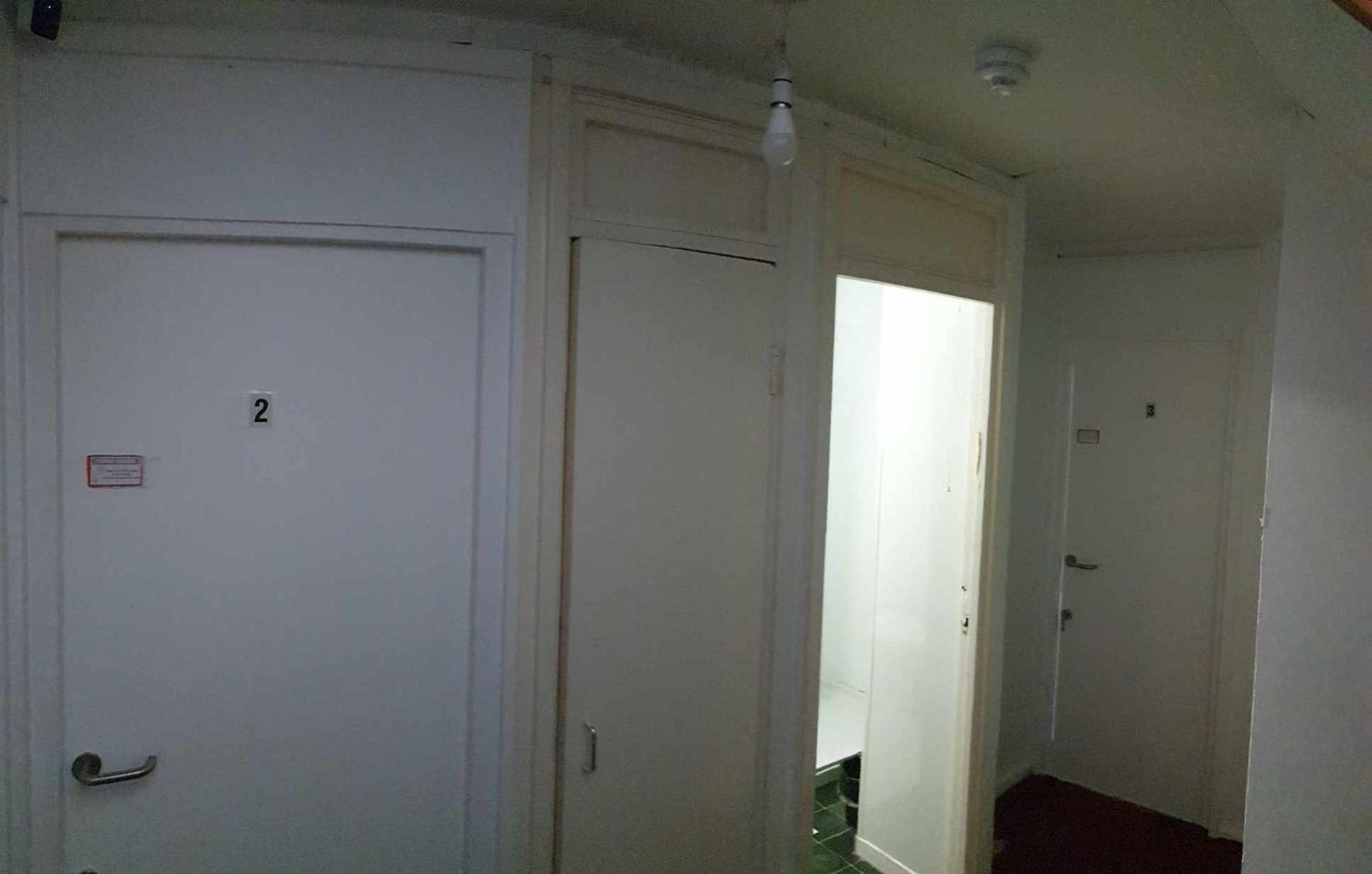Double Room In Private Apartment Лондон Екстериор снимка